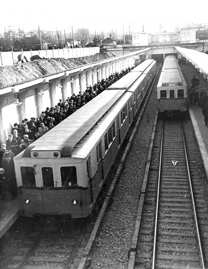 3 полоса - Машина времени - Фили в день открытия. 1959 год.jpg